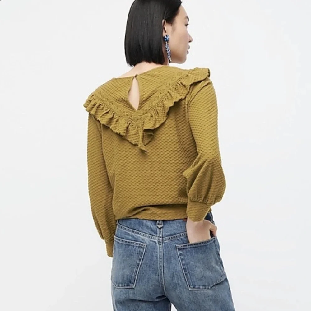 Jcrew NWT Olive green ruffle yoke honeycomb knit top prairecore boho western L